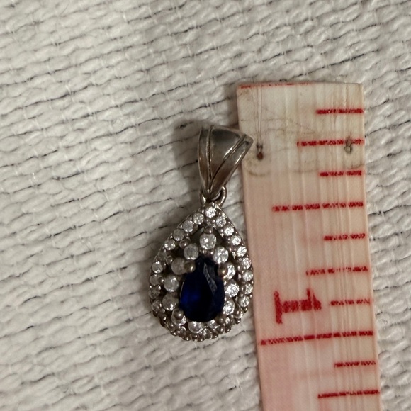 925 Sterling Silver Pendant - Picture 4 of 5